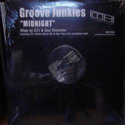 Groove Junkies : Midnight (12")