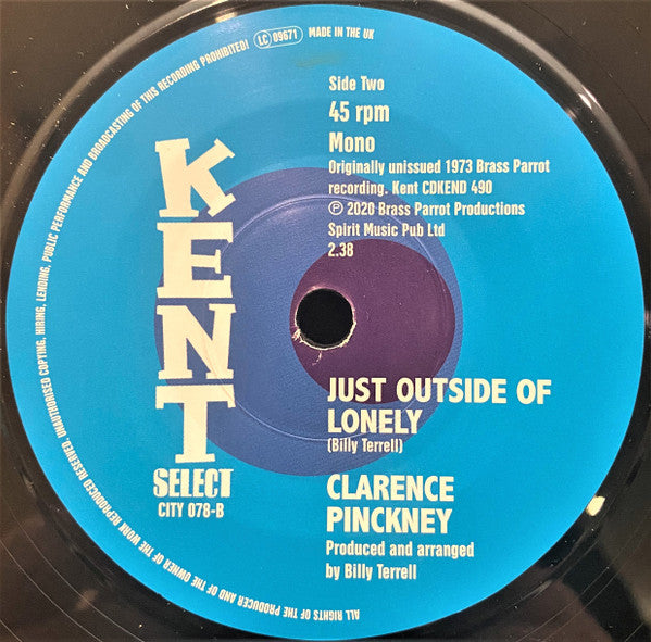 Melvin Hicks & The Versatiles / Clarence Pinckney : The Intruder / Just Outside Of Lonely (7", Mono)