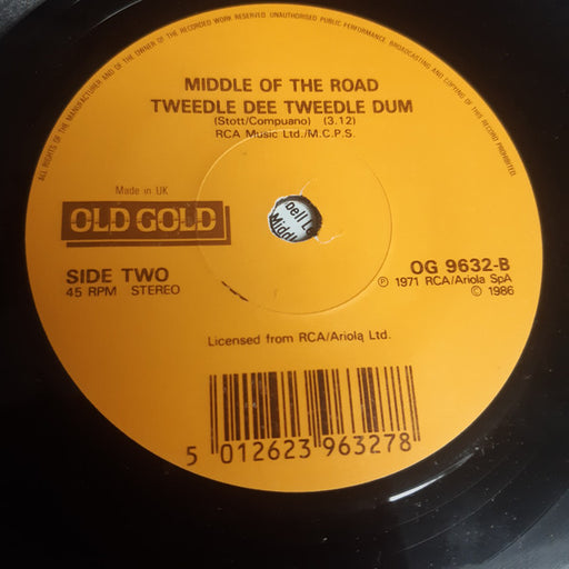 Middle Of The Road : Chirpy Chirpy Cheep Cheep / Tweedle Dee Tweedle Dum (7", RE, Blu)