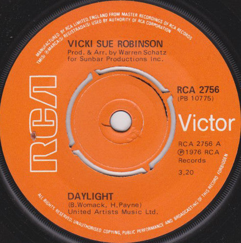 Vicki Sue Robinson : Daylight (7", Single)