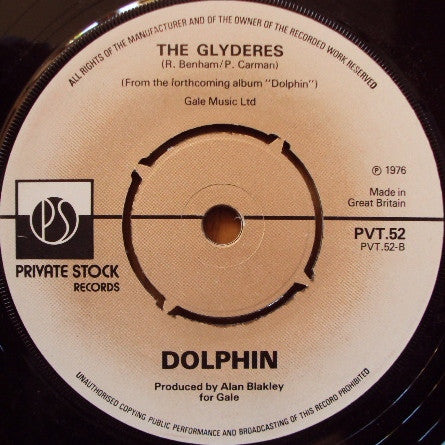 Dolphin (12) : Then I Kissed Her (7", Single)